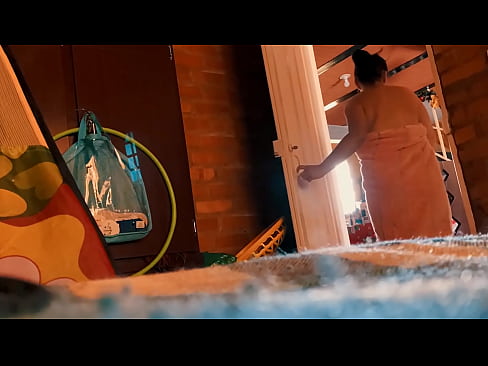 ❤️ Unchiul meu mă urmărește până la duș și mă fute în timp ce fac duș. ️  at ro.eviewporn-com.ru ﹏